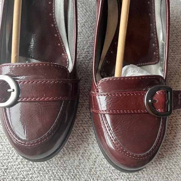Dress shoe - Picture 5 of 11